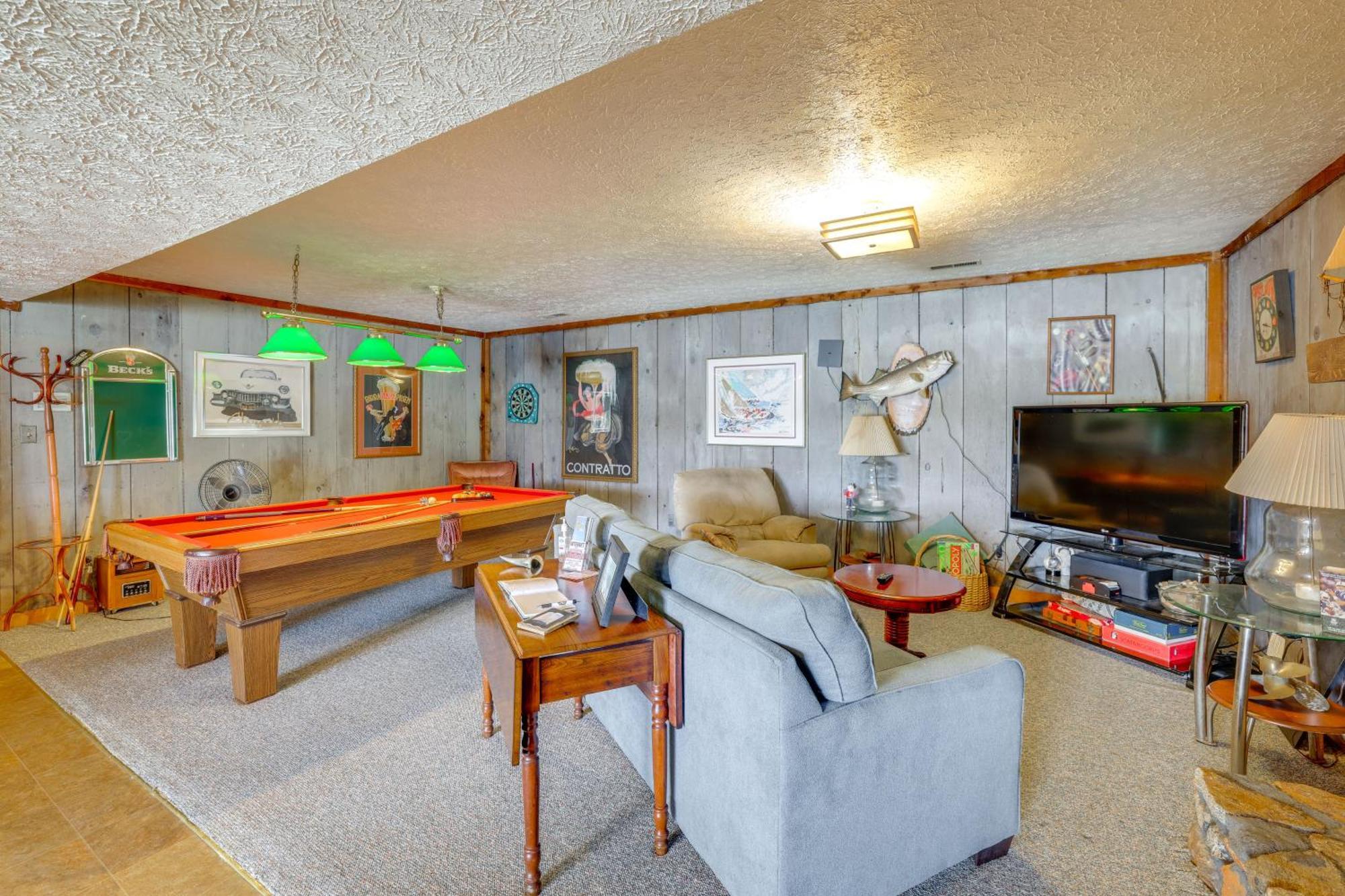 Smith Mountain Lake Retreat With Private Beach! Huddleston Dış mekan fotoğraf